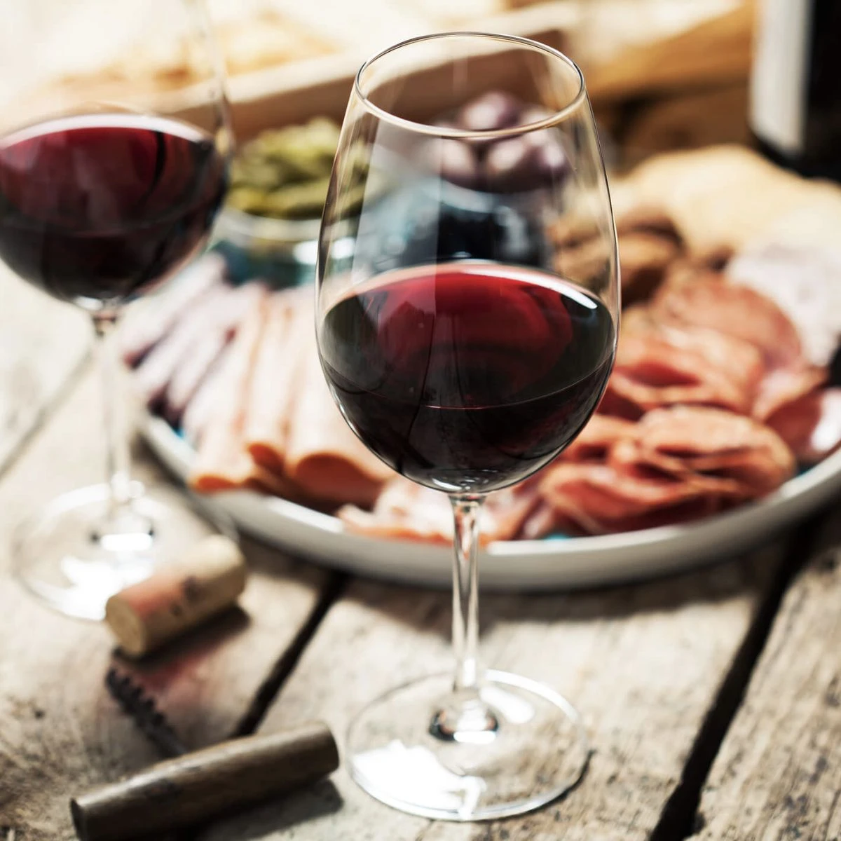 Adnams Cabernet/Tempranillo - Low Alcohol Red Wine 4 Adnams Cabernet/Tempranillo - Low Alcohol Red Wine - Image 2