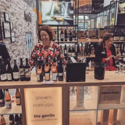 The Gentle | Red - Lower Alcohol Red Wine -DRYDRINKER Sales lifestyle gentle 8a287cdd 39cd 4e15 9c57 d4d51fd504fa